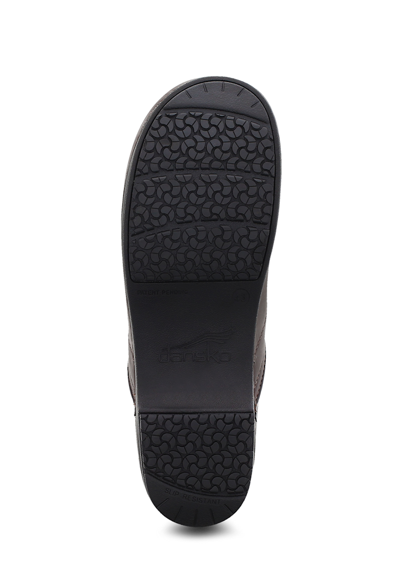 Dansko Pro XP Shoes Dansko Brown Oiled Mens Nursing Clog