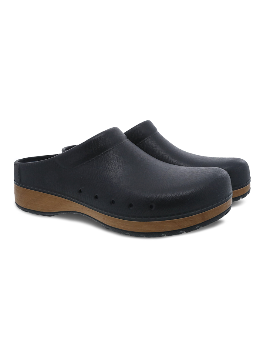 Dansko Shoes Dansko Kane Black Molded Men's Nursing Clogs