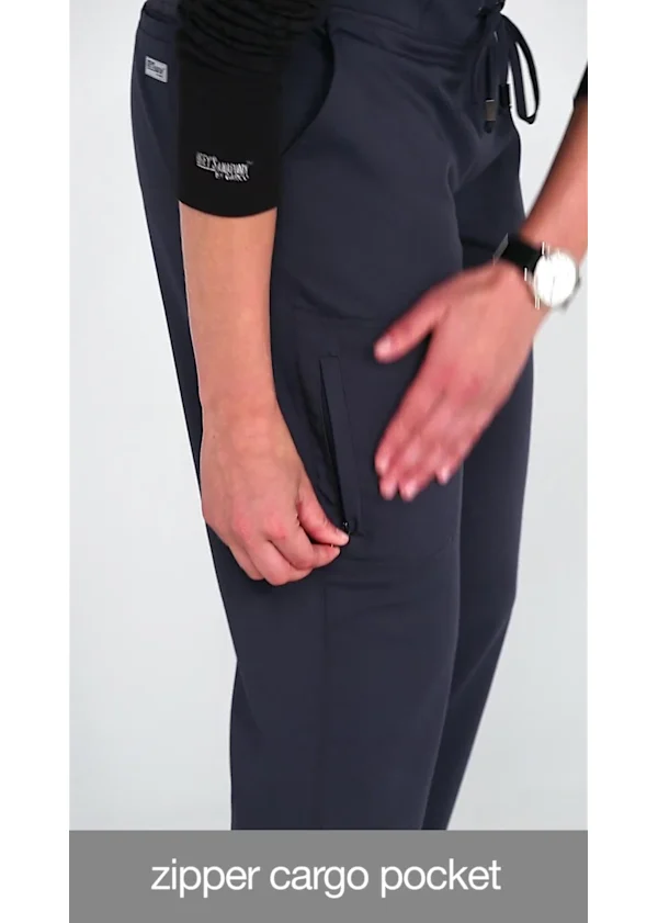 Greys Anatomy Collection Grey's Anatomy Mia 6-Pocket Mid-Rise Straight Leg Pant