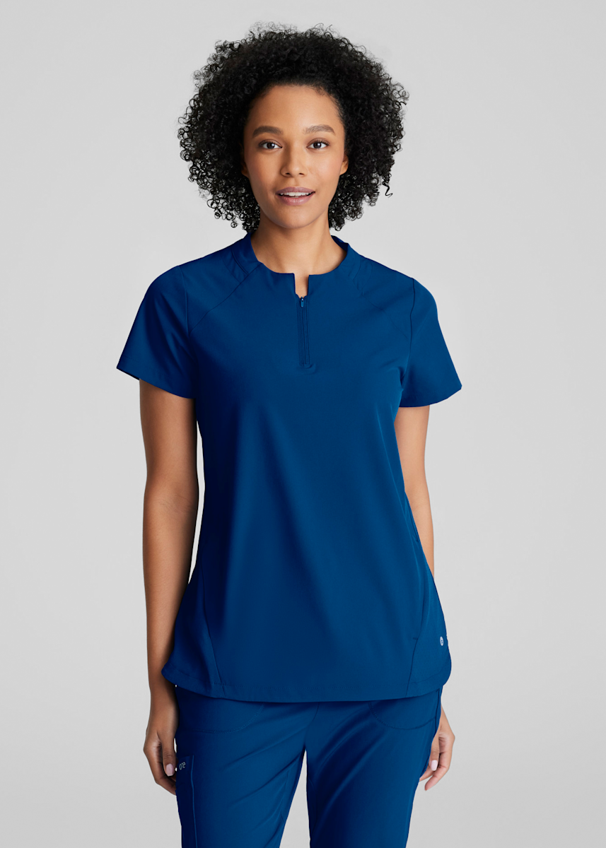 Barco One Barco One Barco One Flux 2-Pocket Knit Banded Collar with Center Zipper Top