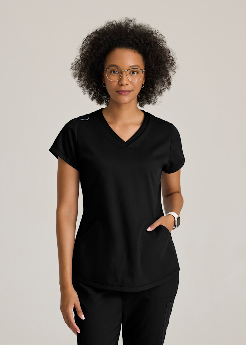 Greys Anatomy Collection Grey's Anatomy Evelyn 3-Pocket V-Neck Shirttail Hem Top