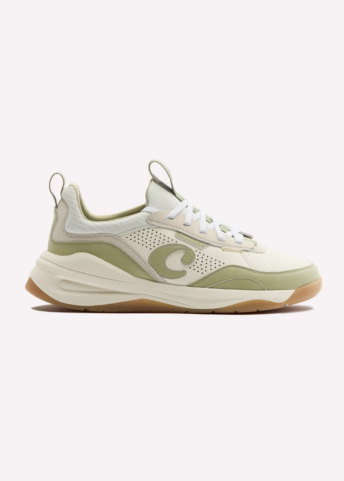 Clove Clove Strada Slip-Resistant Athletic Shoe